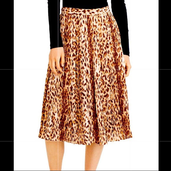 J. Crew Leopard Pleated Skirt - Brand New - Picture 1 of 2